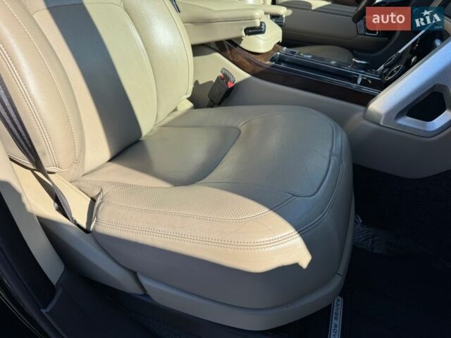 Черный Ленд Ровер Рендж Ровер, объемом двигателя 2.99 л и пробегом 183 тыс. км за 48900 $, фото 43 на Automoto.ua