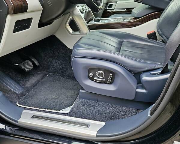 Черный Ленд Ровер Рендж Ровер, объемом двигателя 4.37 л и пробегом 120 тыс. км за 69000 $, фото 17 на Automoto.ua