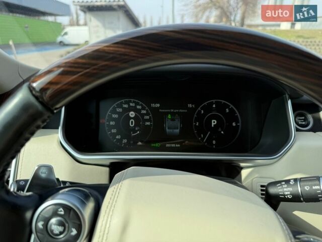 Чорний Ленд Ровер Рендж Ровер, об'ємом двигуна 4.37 л та пробігом 203 тис. км за 56500 $, фото 15 на Automoto.ua