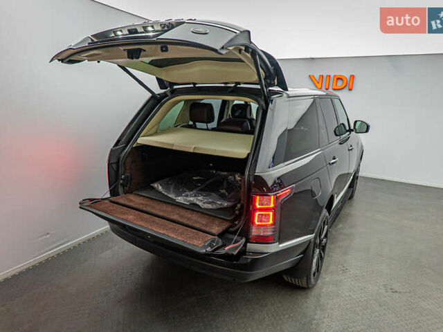 Чорний Ленд Ровер Рендж Ровер, об'ємом двигуна 4.4 л та пробігом 157 тис. км за 46153 $, фото 6 на Automoto.ua