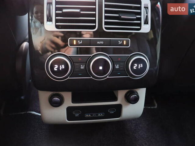 Черный Ленд Ровер Рендж Ровер, объемом двигателя 4.4 л и пробегом 109 тыс. км за 63900 $, фото 51 на Automoto.ua