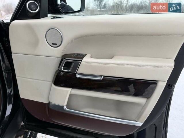 Чорний Ленд Ровер Рендж Ровер, об'ємом двигуна 4.4 л та пробігом 168 тис. км за 52940 $, фото 30 на Automoto.ua