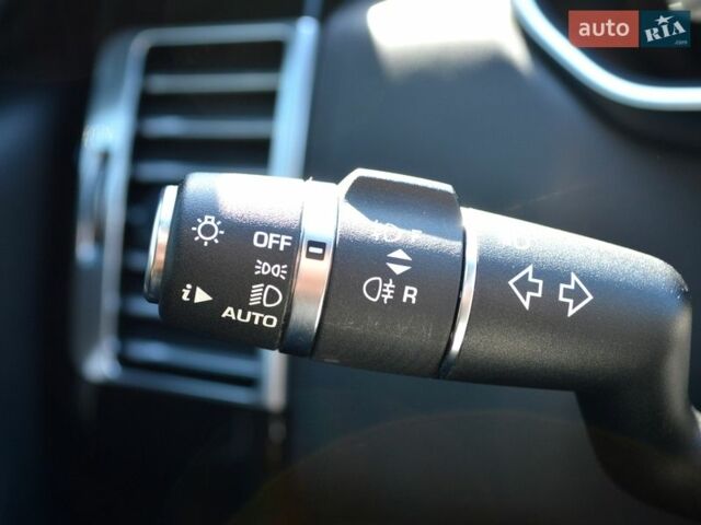 Чорний Ленд Ровер Рендж Ровер, об'ємом двигуна 4.37 л та пробігом 199 тис. км за 39999 $, фото 24 на Automoto.ua