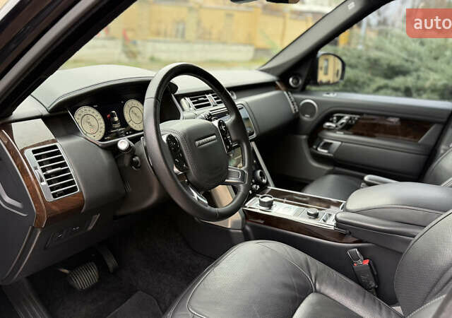Чорний Ленд Ровер Рендж Ровер, об'ємом двигуна 5 л та пробігом 103 тис. км за 62000 $, фото 17 на Automoto.ua