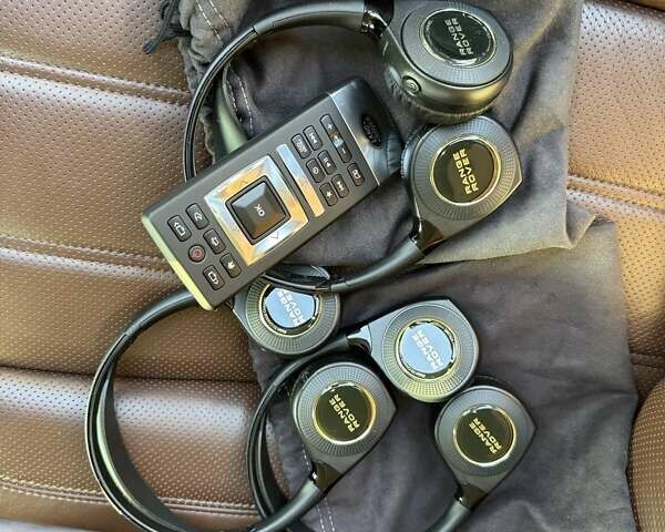Чорний Ленд Ровер Рендж Ровер, об'ємом двигуна 4.37 л та пробігом 134 тис. км за 63000 $, фото 56 на Automoto.ua