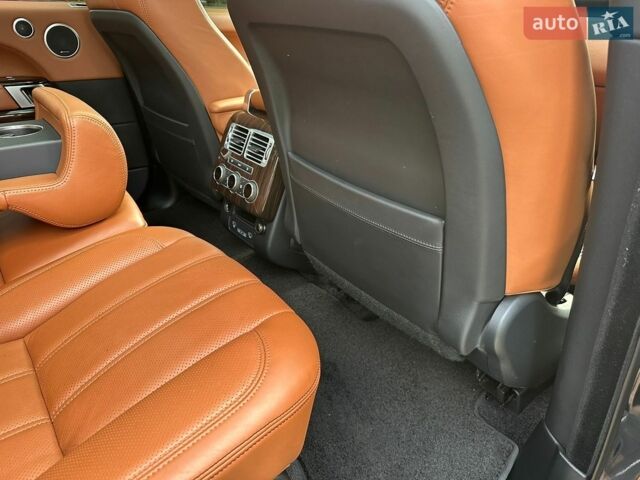 Черный Ленд Ровер Рендж Ровер, объемом двигателя 4.4 л и пробегом 147 тыс. км за 45500 $, фото 174 на Automoto.ua