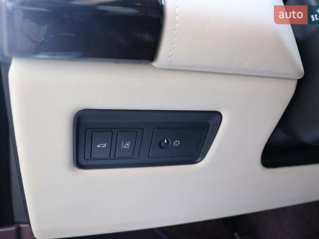 Черный Ленд Ровер Рендж Ровер, объемом двигателя 4.4 л и пробегом 109 тыс. км за 63900 $, фото 19 на Automoto.ua