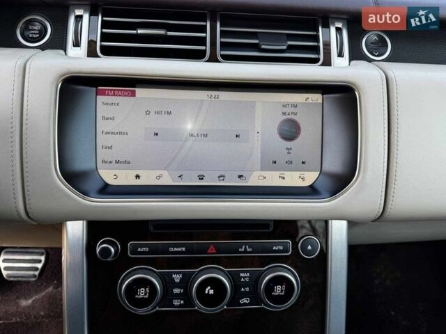 Чорний Ленд Ровер Рендж Ровер, об'ємом двигуна 4.4 л та пробігом 168 тис. км за 49840 $, фото 26 на Automoto.ua