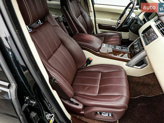 Чорний Ленд Ровер Рендж Ровер, об'ємом двигуна 4.4 л та пробігом 157 тис. км за 46153 $, фото 23 на Automoto.ua