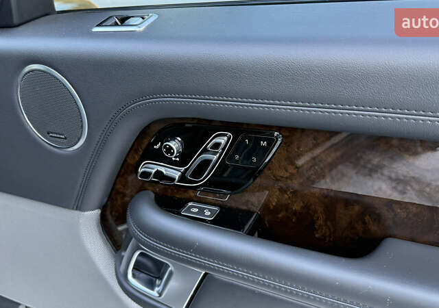 Черный Ленд Ровер Рендж Ровер, объемом двигателя 5 л и пробегом 104 тыс. км за 55900 $, фото 29 на Automoto.ua