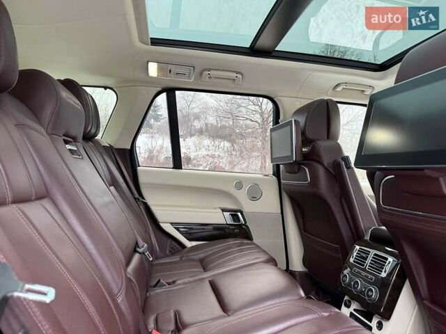 Чорний Ленд Ровер Рендж Ровер, об'ємом двигуна 4.4 л та пробігом 168 тис. км за 52940 $, фото 29 на Automoto.ua