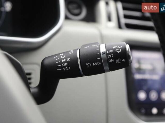 Чорний Ленд Ровер Рендж Ровер, об'ємом двигуна 5 л та пробігом 154 тис. км за 55000 $, фото 23 на Automoto.ua