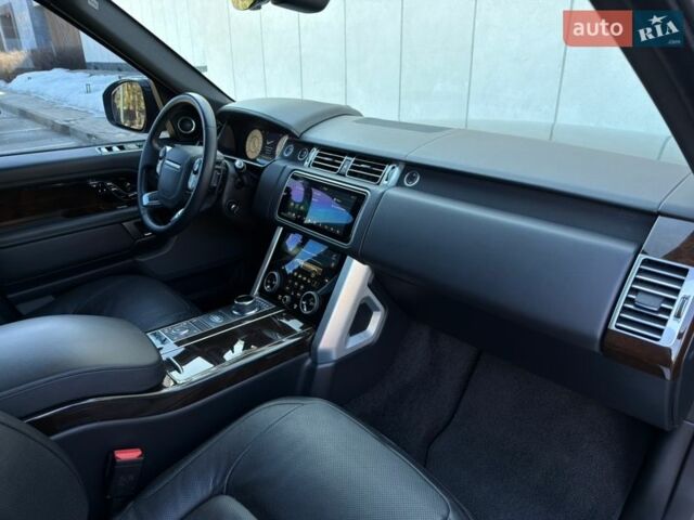 Черный Ленд Ровер Рендж Ровер, объемом двигателя 5 л и пробегом 105 тыс. км за 52000 $, фото 46 на Automoto.ua