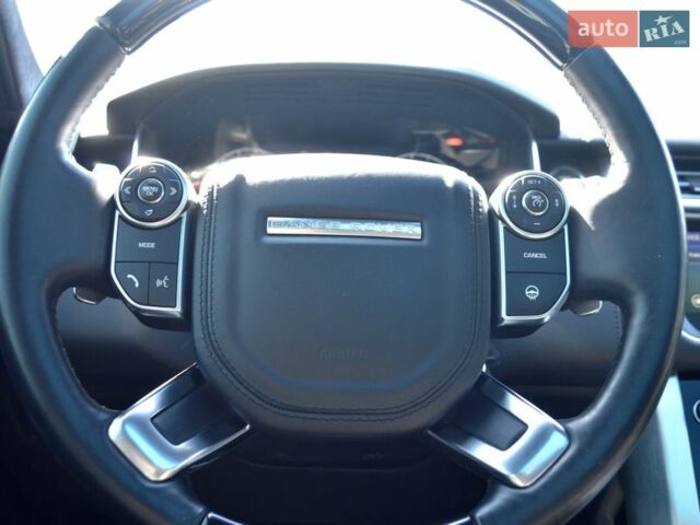 Чорний Ленд Ровер Рендж Ровер, об'ємом двигуна 4.37 л та пробігом 199 тис. км за 39999 $, фото 17 на Automoto.ua