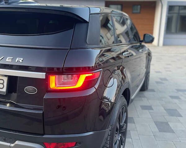 Чорний Ленд Ровер Рендж Ровер, об'ємом двигуна 2 л та пробігом 152 тис. км за 18500 $, фото 2 на Automoto.ua