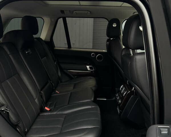 Черный Ленд Ровер Рендж Ровер, объемом двигателя 3 л и пробегом 202 тыс. км за 35000 $, фото 19 на Automoto.ua