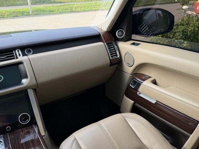 Черный Ленд Ровер Рендж Ровер, объемом двигателя 3 л и пробегом 200 тыс. км за 29900 $, фото 18 на Automoto.ua