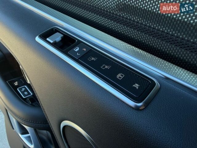 Черный Ленд Ровер Рендж Ровер, объемом двигателя 5 л и пробегом 105 тыс. км за 52000 $, фото 44 на Automoto.ua