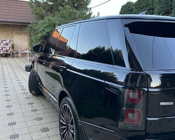 Ленд Ровер Рендж Ровер 2017 в Одессе на Automoto.ua Черный Ленд Ровер Рендж Ровер, объемом двигателя 4.37 л и пробегом 180 тыс. км за 55888 $, фото 2 на Automoto.ua
