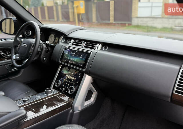 Чорний Ленд Ровер Рендж Ровер, об'ємом двигуна 5 л та пробігом 103 тис. км за 62000 $, фото 24 на Automoto.ua