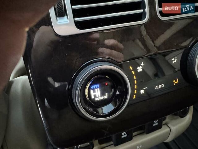 Чорний Ленд Ровер Рендж Ровер, об'ємом двигуна 2.99 л та пробігом 183 тис. км за 53900 $, фото 117 на Automoto.ua