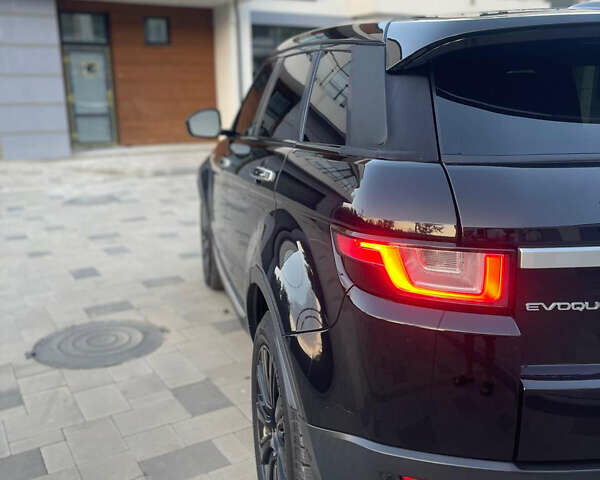 Чорний Ленд Ровер Рендж Ровер, об'ємом двигуна 2 л та пробігом 152 тис. км за 18500 $, фото 3 на Automoto.ua