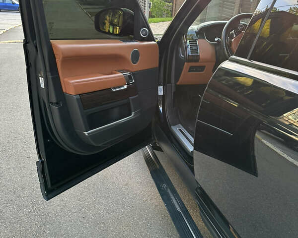 Чорний Ленд Ровер Рендж Ровер, об'ємом двигуна 4.37 л та пробігом 128 тис. км за 55000 $, фото 11 на Automoto.ua