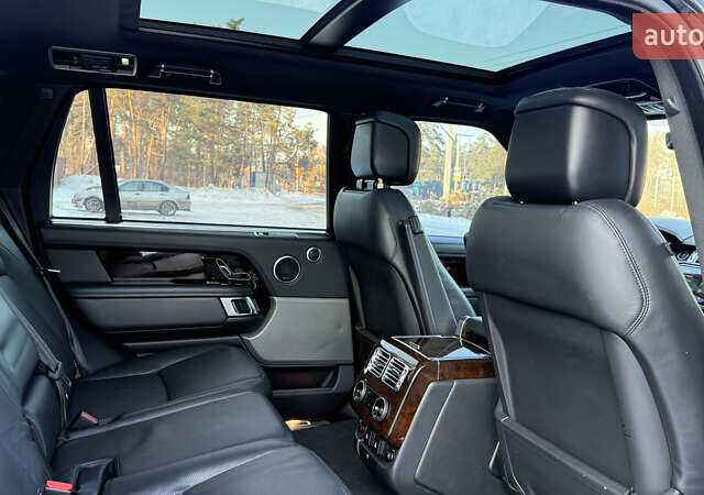 Черный Ленд Ровер Рендж Ровер, объемом двигателя 5 л и пробегом 104 тыс. км за 55900 $, фото 37 на Automoto.ua