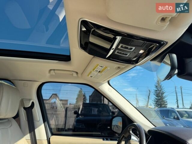 Черный Ленд Ровер Рендж Ровер, объемом двигателя 2.99 л и пробегом 183 тыс. км за 48900 $, фото 37 на Automoto.ua