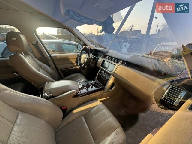 Чорний Ленд Ровер Рендж Ровер, об'ємом двигуна 3 л та пробігом 212 тис. км за 28000 $, фото 14 на Automoto.ua