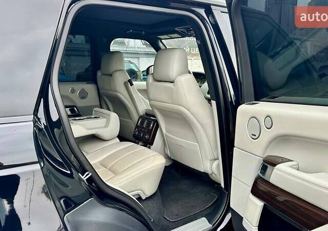 Чорний Ленд Ровер Рендж Ровер, об'ємом двигуна 3 л та пробігом 211 тис. км за 34999 $, фото 37 на Automoto.ua