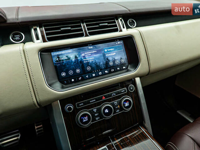 Чорний Ленд Ровер Рендж Ровер, об'ємом двигуна 4.4 л та пробігом 157 тис. км за 46153 $, фото 20 на Automoto.ua