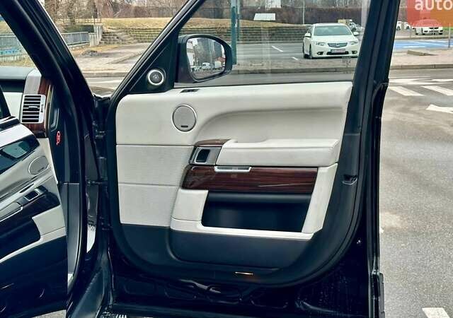 Чорний Ленд Ровер Рендж Ровер, об'ємом двигуна 3 л та пробігом 211 тис. км за 34999 $, фото 39 на Automoto.ua