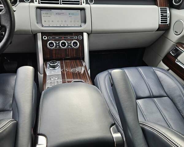 Черный Ленд Ровер Рендж Ровер, объемом двигателя 4.37 л и пробегом 120 тыс. км за 69000 $, фото 11 на Automoto.ua