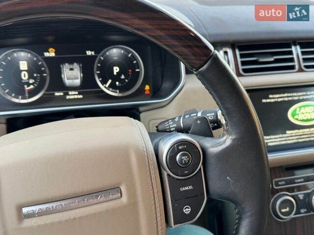 Чорний Ленд Ровер Рендж Ровер, об'ємом двигуна 3 л та пробігом 212 тис. км за 28000 $, фото 2 на Automoto.ua