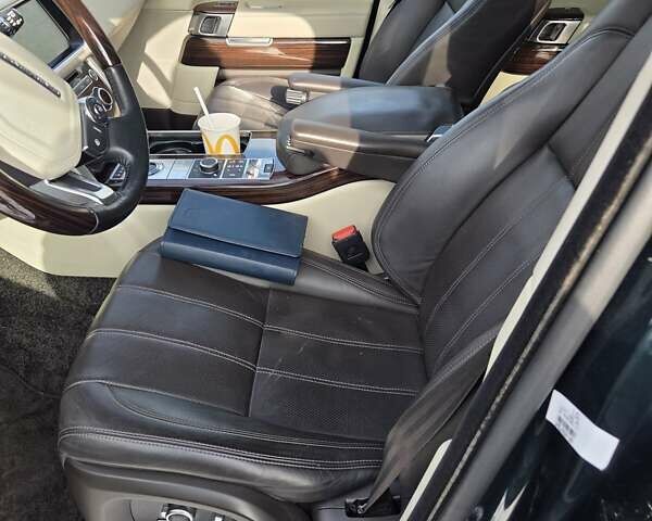 Черный Ленд Ровер Рендж Ровер, объемом двигателя 3 л и пробегом 161 тыс. км за 28000 $, фото 14 на Automoto.ua