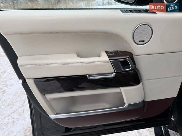 Чорний Ленд Ровер Рендж Ровер, об'ємом двигуна 4.4 л та пробігом 168 тис. км за 52940 $, фото 15 на Automoto.ua