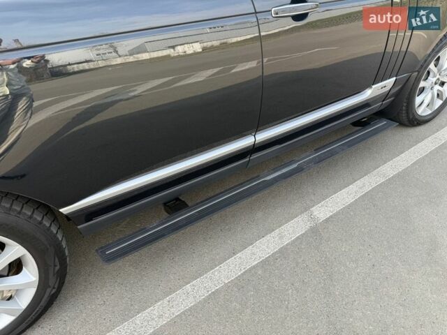 Чорний Ленд Ровер Рендж Ровер, об'ємом двигуна 4.37 л та пробігом 203 тис. км за 56500 $, фото 9 на Automoto.ua