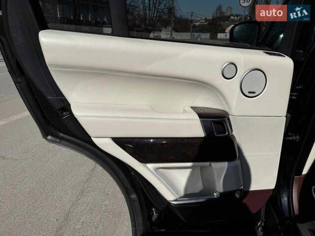 Чорний Ленд Ровер Рендж Ровер, об'ємом двигуна 4.4 л та пробігом 168 тис. км за 49840 $, фото 32 на Automoto.ua