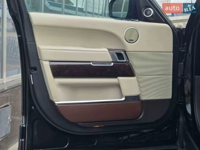 Чорний Ленд Ровер Рендж Ровер, об'ємом двигуна 4.4 л та пробігом 134 тис. км за 46999 $, фото 10 на Automoto.ua