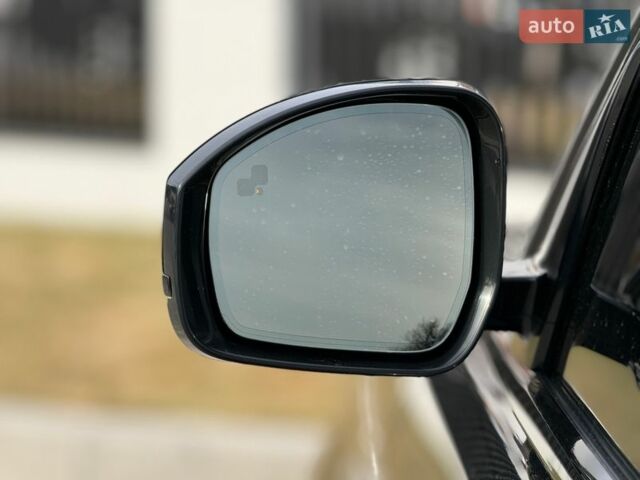 Чорний Ленд Ровер Рендж Ровер, об'ємом двигуна 2.99 л та пробігом 133 тис. км за 49000 $, фото 16 на Automoto.ua