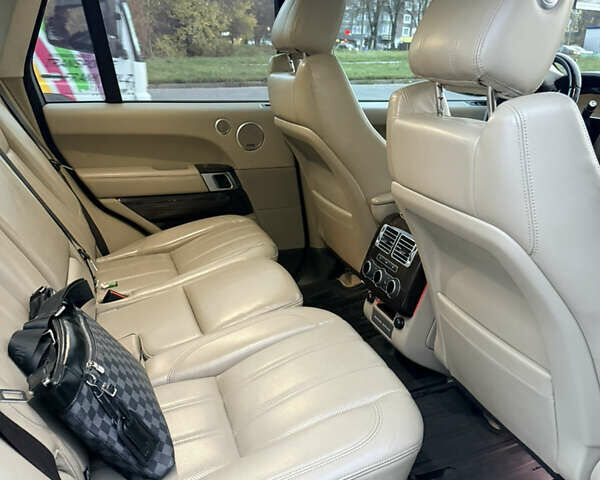 Черный Ленд Ровер Рендж Ровер, объемом двигателя 3 л и пробегом 136 тыс. км за 42000 $, фото 14 на Automoto.ua