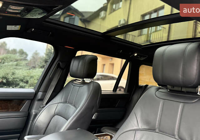 Чорний Ленд Ровер Рендж Ровер, об'ємом двигуна 5 л та пробігом 103 тис. км за 62000 $, фото 50 на Automoto.ua