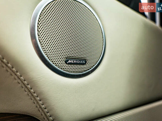 Чорний Ленд Ровер Рендж Ровер, об'ємом двигуна 4.4 л та пробігом 157 тис. км за 46153 $, фото 19 на Automoto.ua