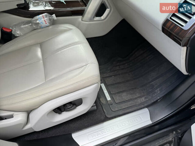 Черный Ленд Ровер Рендж Ровер, объемом двигателя 2.99 л и пробегом 197 тыс. км за 34500 $, фото 38 на Automoto.ua
