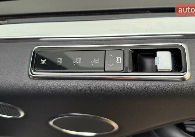 Чорний Ленд Ровер Рендж Ровер, об'ємом двигуна 5 л та пробігом 103 тис. км за 62000 $, фото 26 на Automoto.ua