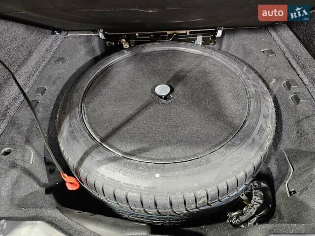 Черный Ленд Ровер Рендж Ровер, объемом двигателя 4.37 л и пробегом 116 тыс. км за 49999 $, фото 10 на Automoto.ua