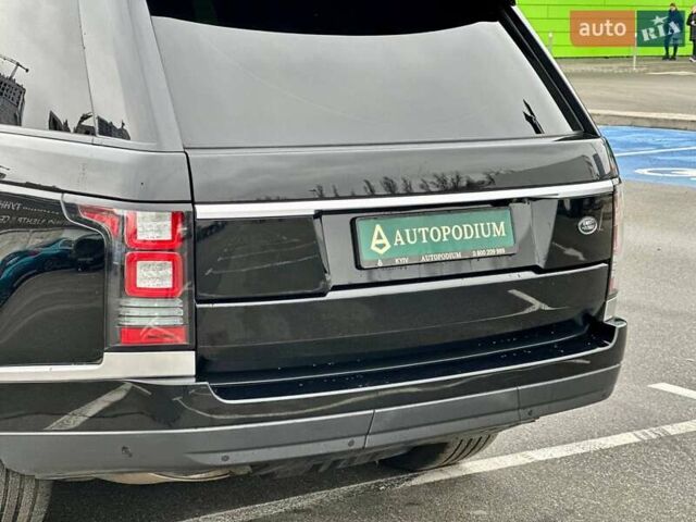 Чорний Ленд Ровер Рендж Ровер, об'ємом двигуна 3 л та пробігом 211 тис. км за 34999 $, фото 22 на Automoto.ua