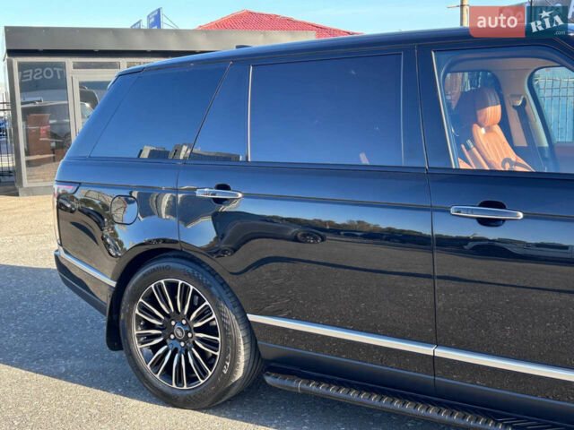 Чорний Ленд Ровер Рендж Ровер, об'ємом двигуна 4.37 л та пробігом 150 тис. км за 48888 $, фото 5 на Automoto.ua