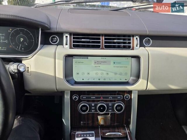 Черный Ленд Ровер Рендж Ровер, объемом двигателя 3 л и пробегом 161 тыс. км за 28000 $, фото 9 на Automoto.ua